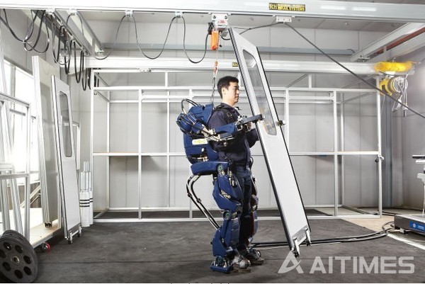 현대가 개발하고 있는 웨어러블 로봇 (사진 제공=현대엠엔소프트 공식 홈페이지) ©AI타임스