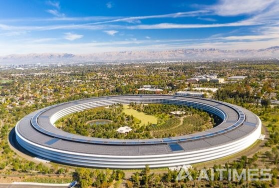 유망한 스타트업 인수를 통해 기술 확보 중인 애플 (Apple Inc.)의 쿠퍼티노 본사 (사진=Shutterstock)