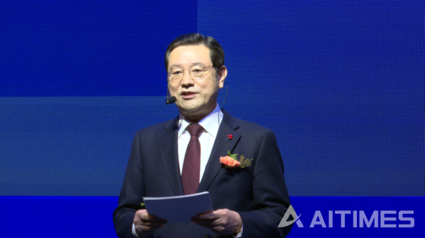 City Mayor Lee Yong-seop presents four major strategies to create the city as 'the heart of AI' ©AI타임스