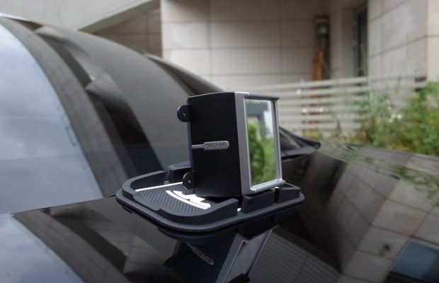 에스오에스랩이 지난해  2020CES에서 선보인 자율주행차용 고정형 라이다 'ML-1'. 이번 2021 CES에서 고도화된 자율주행차용 고정형 라이다(Solid-State LiDAR) 'ML-2'를 선보이고 있다. (사진=에스오에스랩 제공).