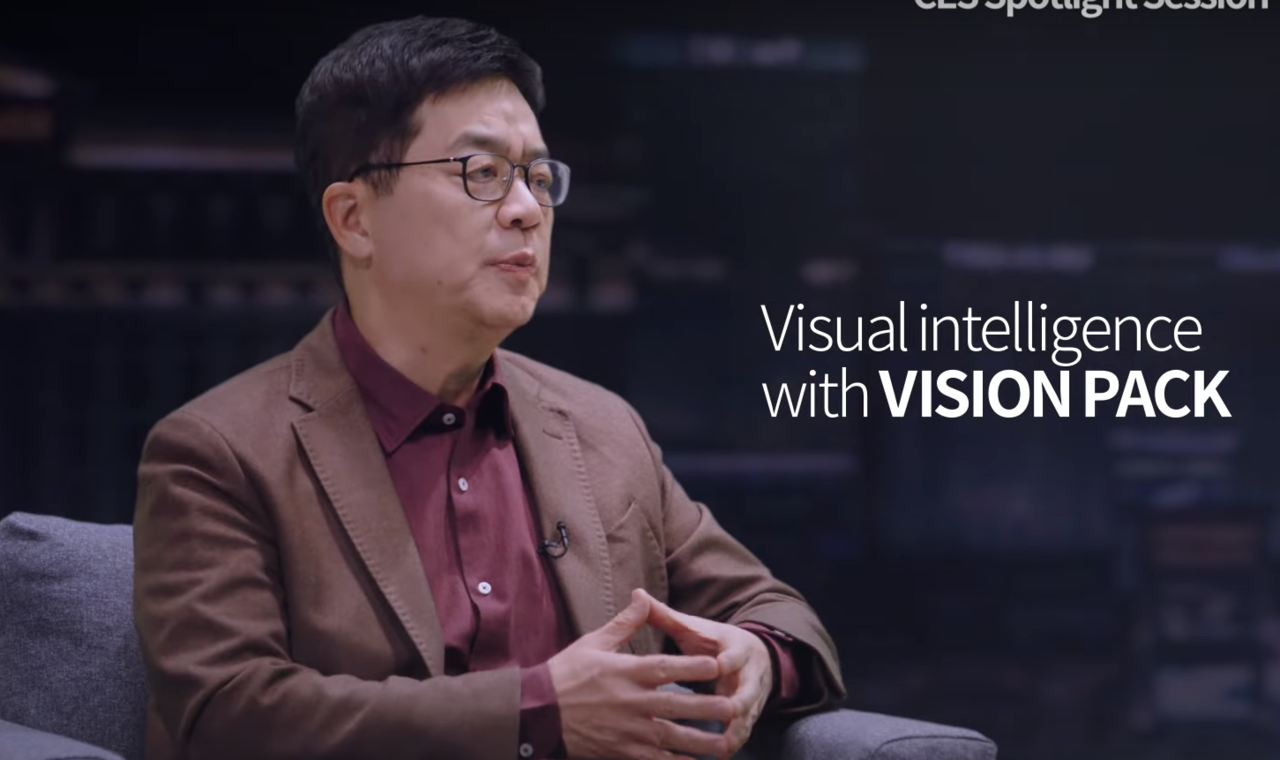 2~3단계 AI를 경험할 수 있는 비전팩을 설명하는 박일평 LG전자 CTO(사진=CES2021 LG전자 컨퍼런스 캡처)