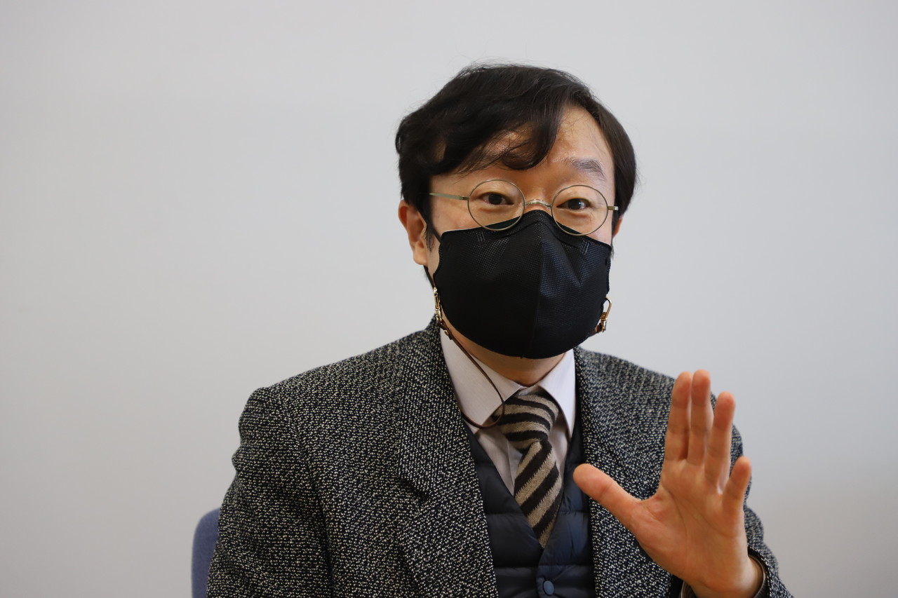 정재학 영남대 교수는 AI타임스와 인터뷰를 통해 "영농형 태양광은 농촌 문제, 도시 문제 해결에 큰 해법이다"며 "인류의 삶에 대한 문제를 놓고 정쟁화하지 않아야 한다"고 말했다.