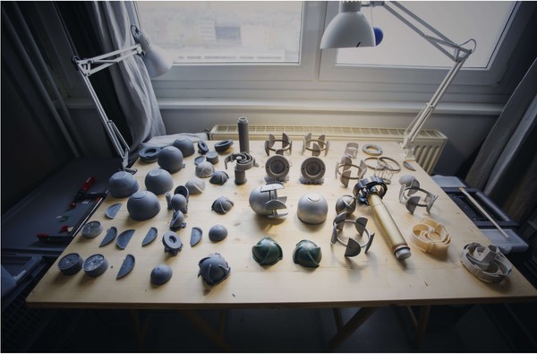 디지털 탄약은 3D 프린터로 실제 탄약과 같은 모양으로 제작하기도 했다. (사진=Marzena Skubatz for The Wall Street Journal).  