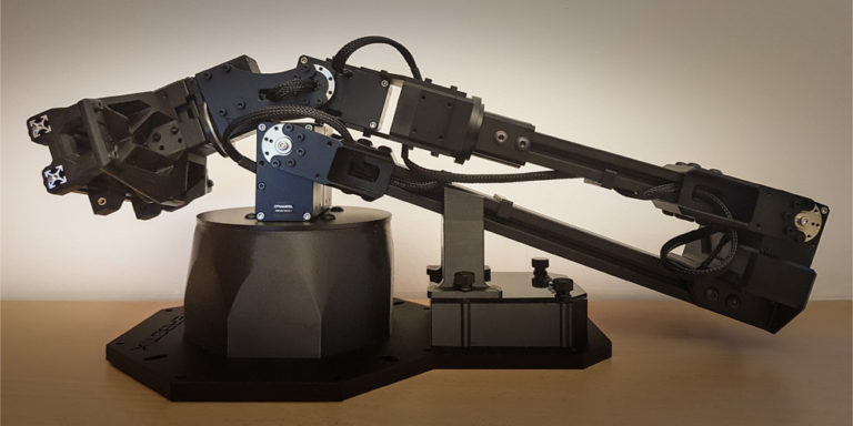 앞으로 알린병원에서 시범운영 후 쓰일 뉴로모픽 기반 로봇팔. (사진=newsroom.intel.com).