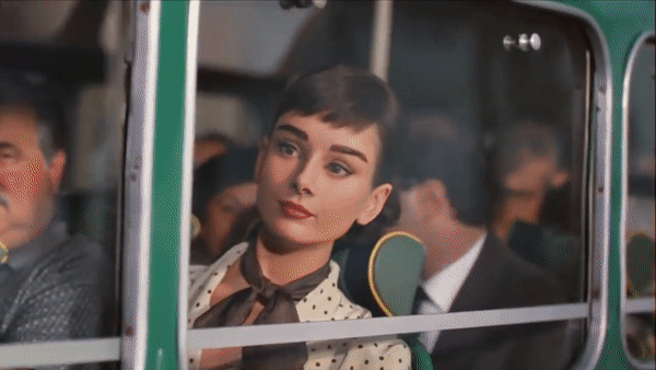 오드리 헵번 디지털 휴먼이 등장한 초콜릿 광고 한 장면. (사진=Framestore. Audrey Hepburn™ © 2013 Sean Hepburn Ferrer and Luca Dotti).