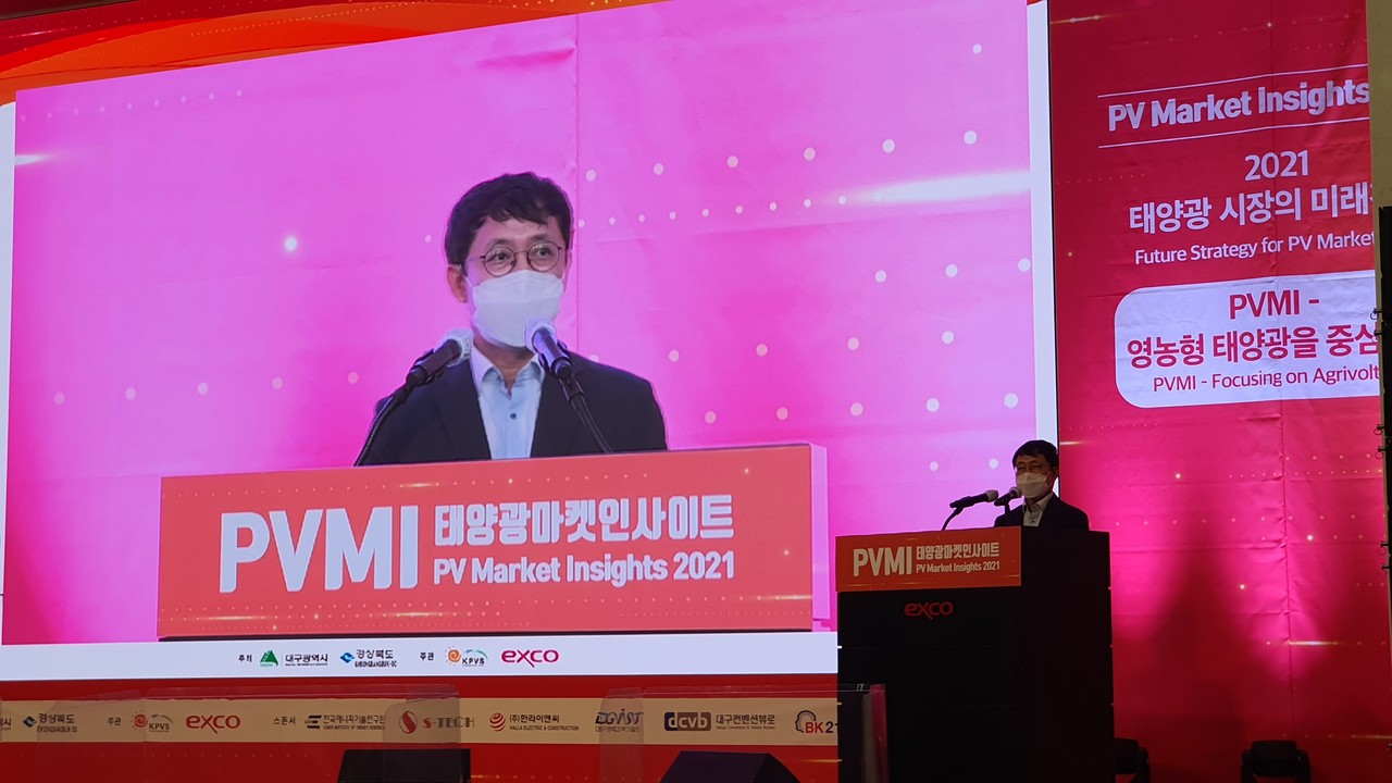 남재우 한국영농형태양광협회 이사의 주제발표 모습. 