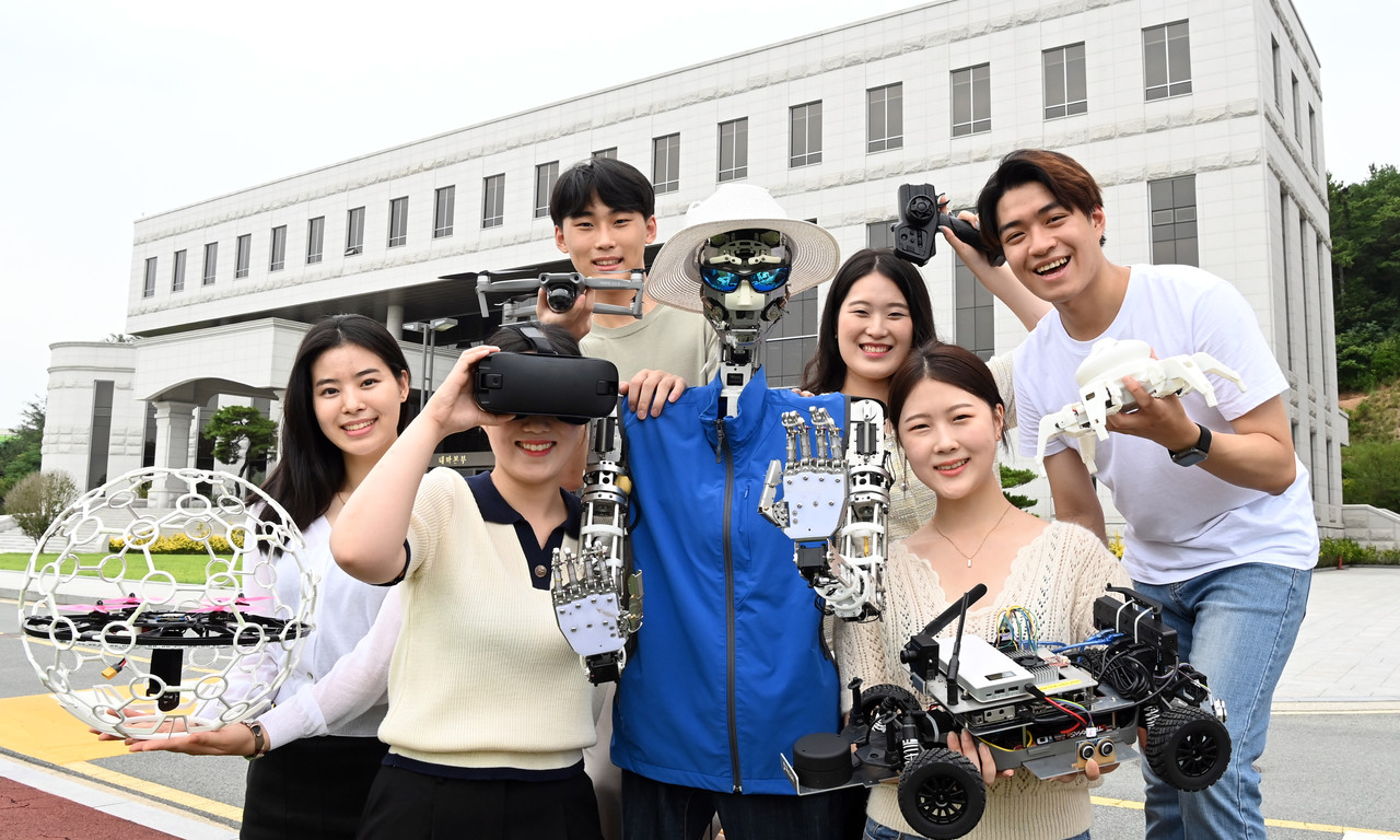 호남대학교는 4차산업혁명시대 핵심기술 발전을 이끌어갈 AI인재를 양성하기 위해 AI빅데이터학과를 신설하고 신입생을 맞이한다고 30일 밝혔다. (사진=호남대 제공). 