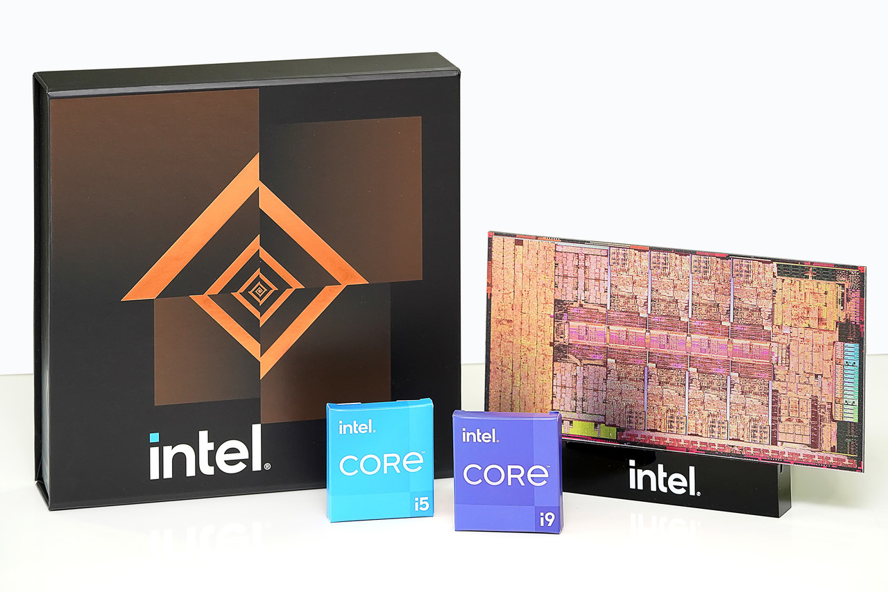 12세대 인텔 코어 데스크톱 프로세서 모습. (사진=인텔)