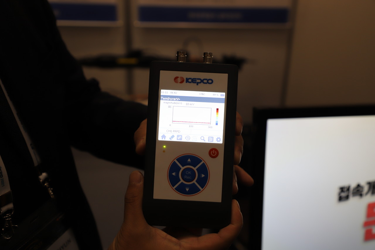 부분방전(PD) 진단 포터블 (사진=나호정 기자).
