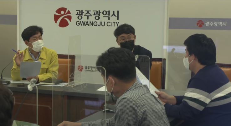 여러 제약 속에서 각 기관들의 참여를 이끌어내기까지 나우철 주무관의 공감대 형성과 여러 제약을 해결하는 데 기여했다는 평가가 나온다.  (사진=광주광역시 인터넷방송 헬로광주 유튜브).