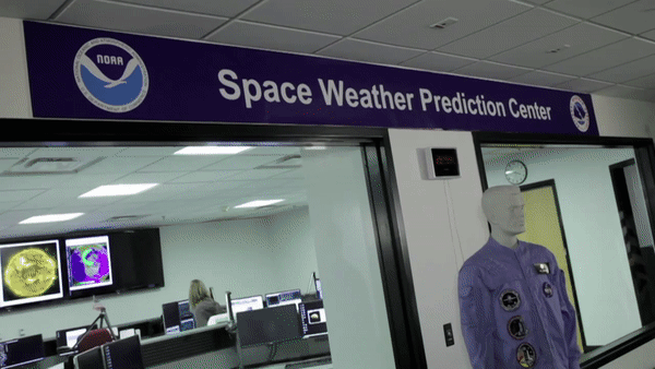 美국립해양대기청이 태양 활동을 관측하고 있다. (사진=NASA 유튜브 캡처).