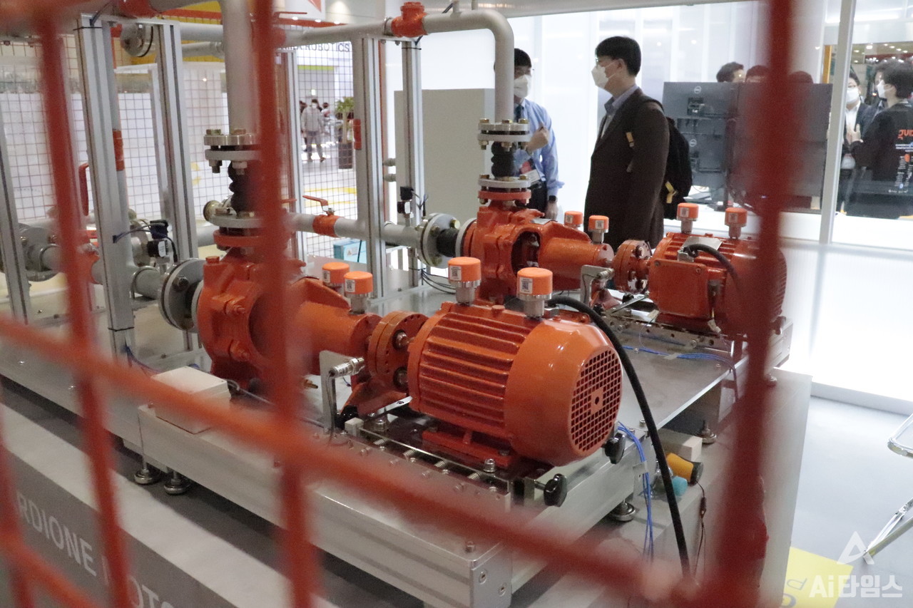 원프레딕트는 전시회에서 예지보전 데모 버전을 선보였다. (사진=김동원 기자)