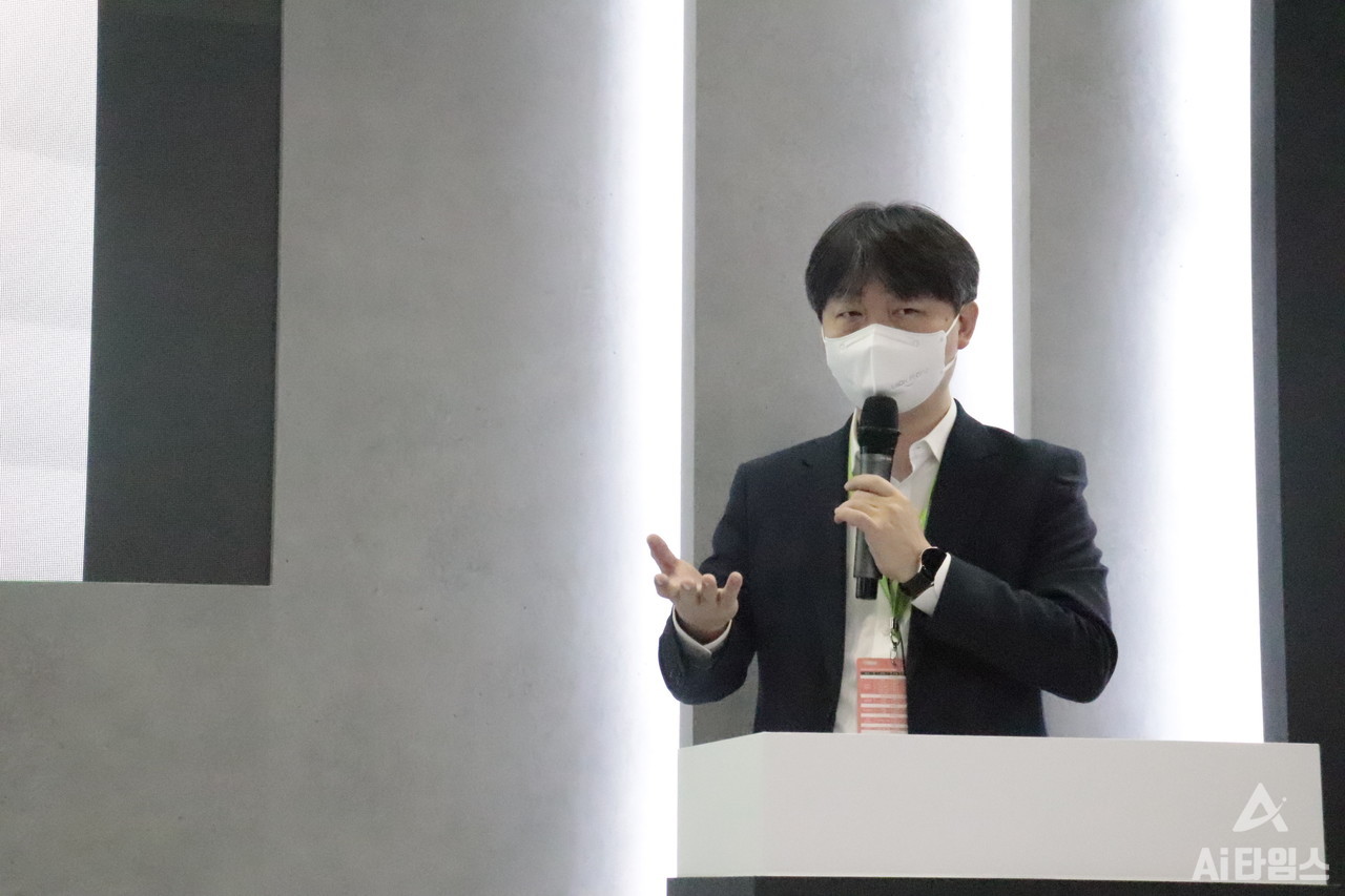 윤기욱 라온피플 CTO는 "AI 발전을 위해선 데이터 취합과 관리가 중요하다"고 강조했다. (사진=김동원 기자)