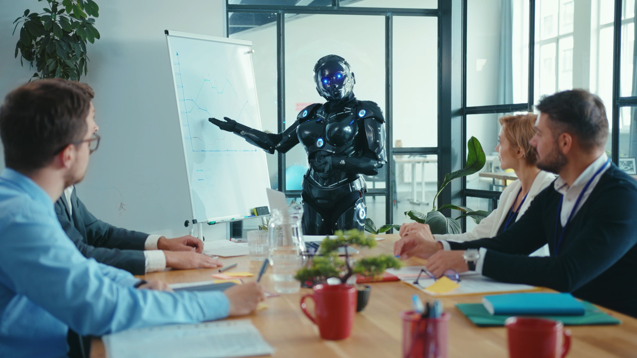 AI는 높은 정확도로 필요한 예산을 신청하는 등 올바른 정책을 정하는데에도 많은 기여를 할 것으로 보인다. (사진=셔터스톡).