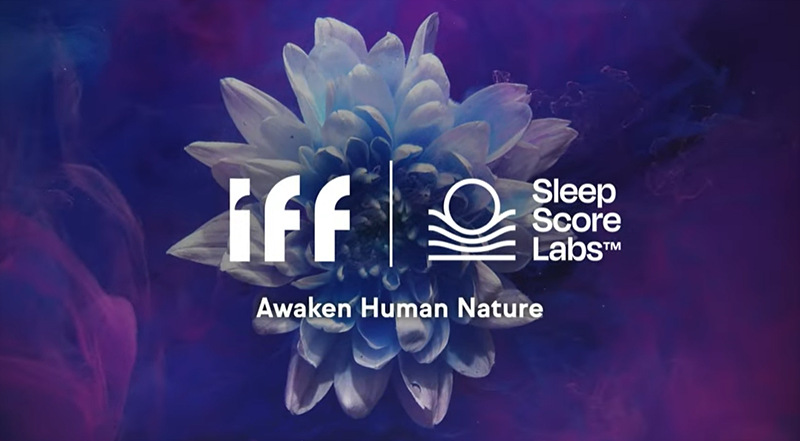 미국 슬립스코어랩스(SleepScore labs)는 식품, 음료, 향기 등의 웰빙기업 IFF와 협력해 숙면을 위한 향기 솔루션을 전시했다. 슬립스코어랩스의 비접촉 측정 기술을 통한 호흡신호와 신체 움직임을 감지해 수면 주기 단계를 결정한다. 그 결과에 따라 적절한 향기를 내도록 했다.  (사진=슬립스코어랩스-IFF 유튜브 동영상 캡처).