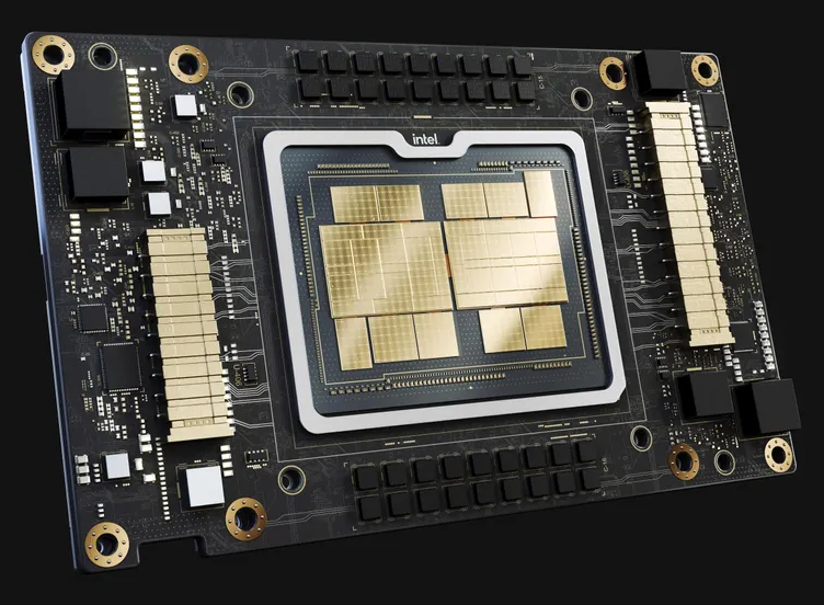 인텔의 AI칩 폰테 베키오(Ponte Vecchio): Co-EMIB 연결기술을 이용한 47개의 실리콘 조각을 3D 적층으로 패키징.(사진=인텔)