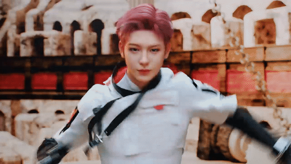 슈퍼카인드 버추얼 휴먼 아이돌인 '세진'. 세진은 아이돌 특유의 표정까지 생생하게 구현하며 그룹의 '센터'역할을 주로 담당한다. (사진= 슈퍼카인드 뮤직비디오 캡쳐).