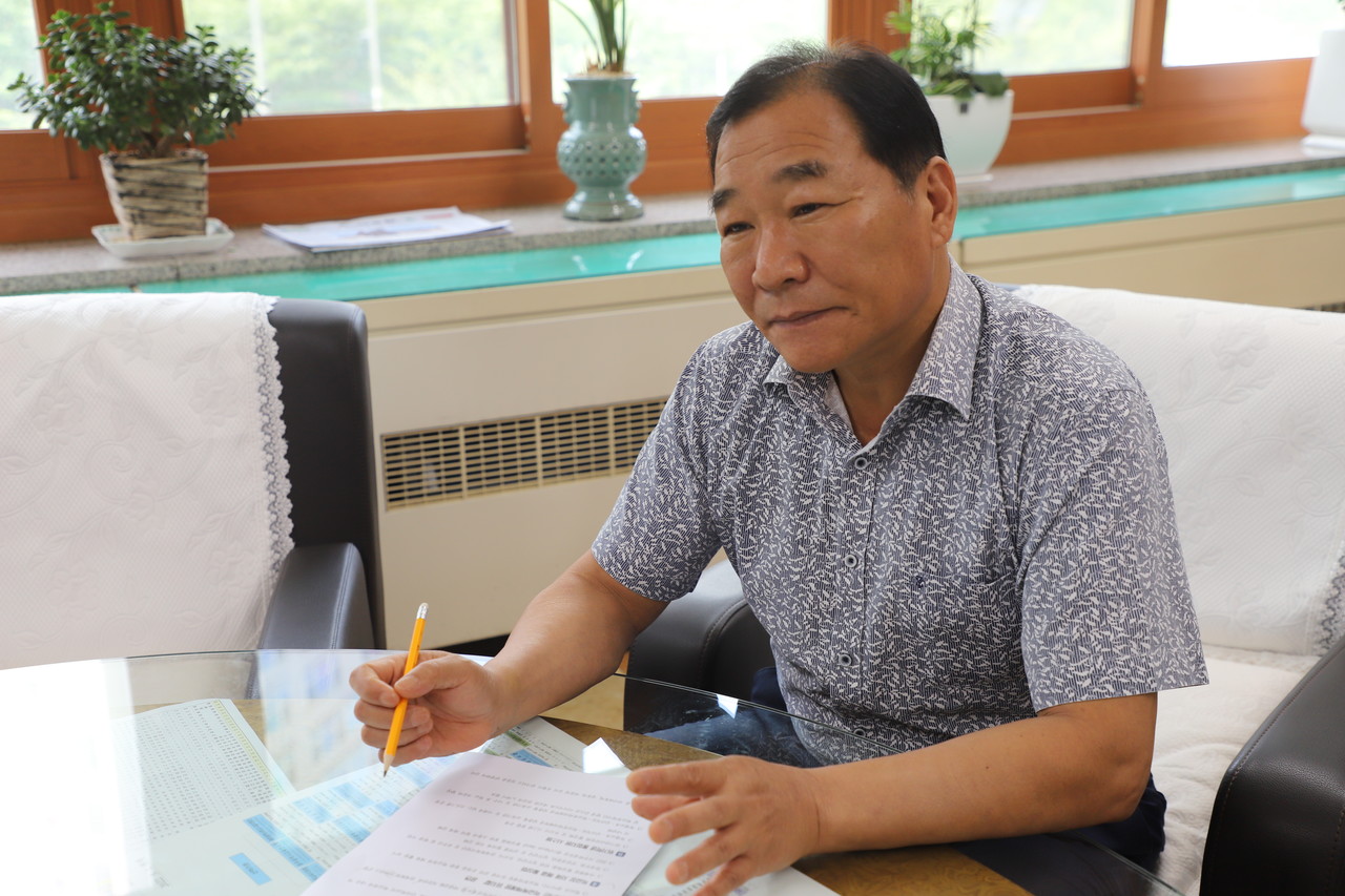 박 교육장은 인터뷰에서 "아이들이 사회의 건강한 일원으로 성장할 수 있도록 교육 방향을 설정하고 일선 학교를 지원에 힘쓰고 있다" 고 밝혔다. (사진=AI타임스).