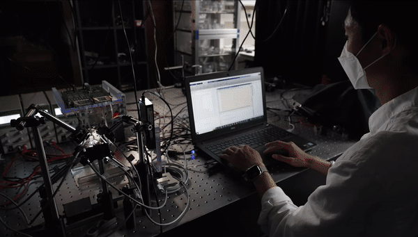 광주과학기술원(지스트·GIST) 전기전자컴퓨터공학부 송영민 교수는 이번 연구 성과에 대해 "신개념 이미지 센서의 제작을 통해 국내 시스템 반도체 기술 수준이 진일보할 수 있으리라 기대한다"고 밝혔다. (영상=지스트 제공).