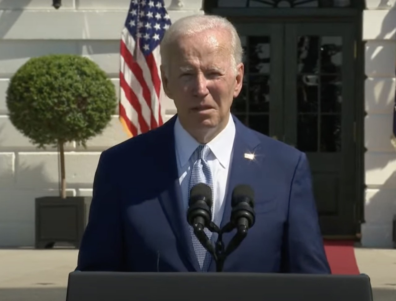 법안 설명하는 조 바이든 미국 대통령(사진=유튜브 캡처)