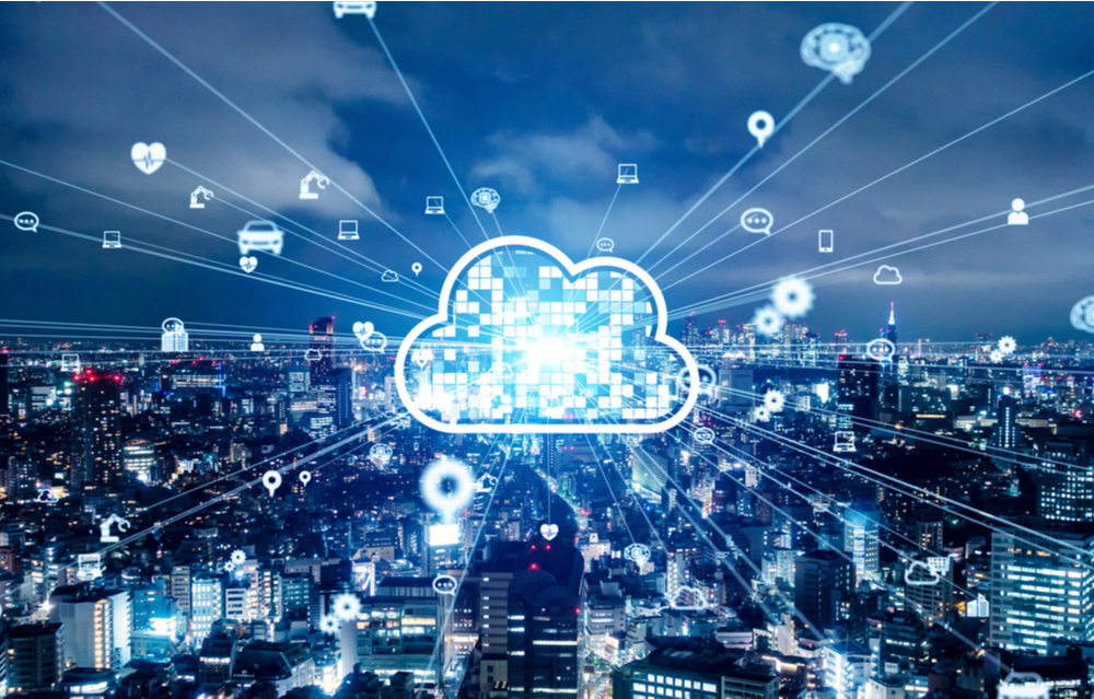 ETRI는 스마트기기에 탑재하는 다양한 AI 비스를 간편하게 생성·통합할 수 있는 ‘스마트 엣지 디바이스 소프트웨어(SW) 개발 플랫폼’을 구축 중이다. (사진=셔터스톡)