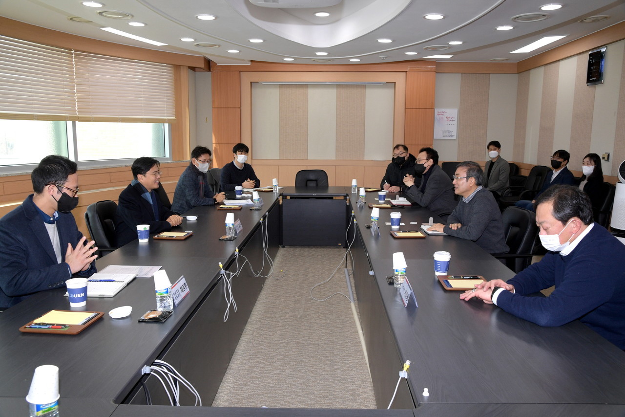 광주시와 광주과학기술원이 27일 AI 영재고 설립을 위한 간담회를 열었다. (사진=광주시)