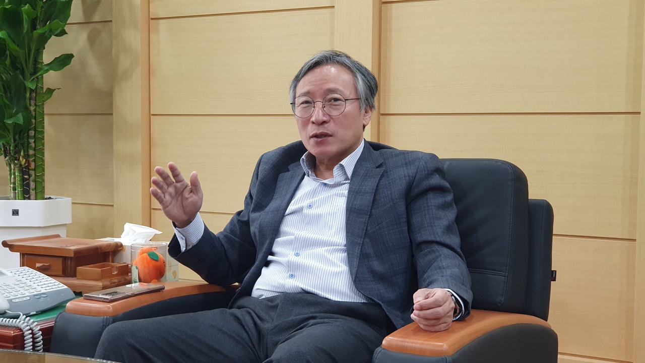 김영집 광주테크노파크 원장이 올해 사업 계획에 대해 이야기하고 있다. 