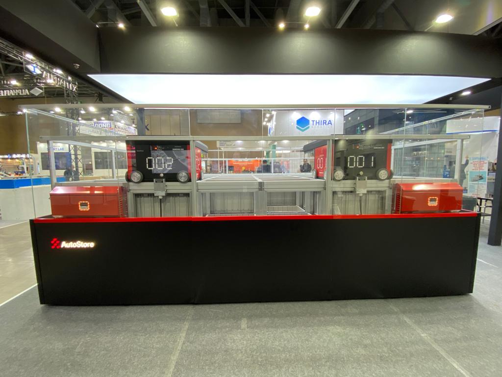 오토스토어의 큐브 스토리지 시스템 시연 (사진=오토스토어)