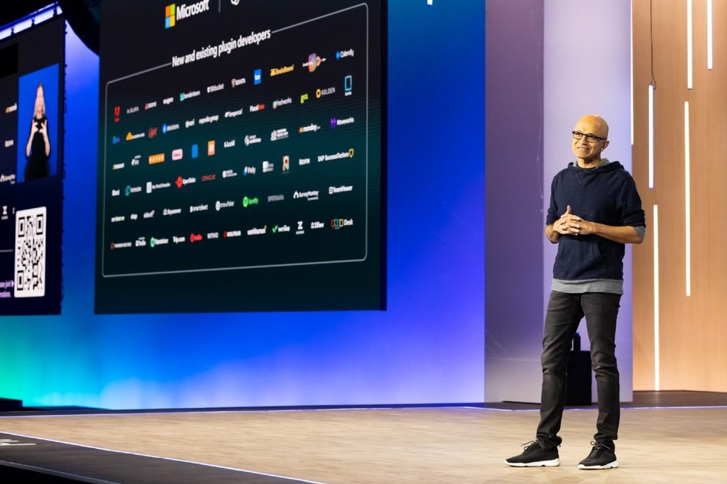 O CEO da Microsoft, Satya Nadella, dá uma palestra no Build 2023. (Imagem = MS)
