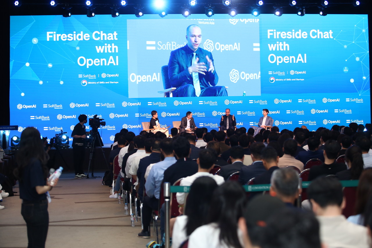 An audience of 1,000 people gathered at the event.  (Photo = Softbank Ventures)