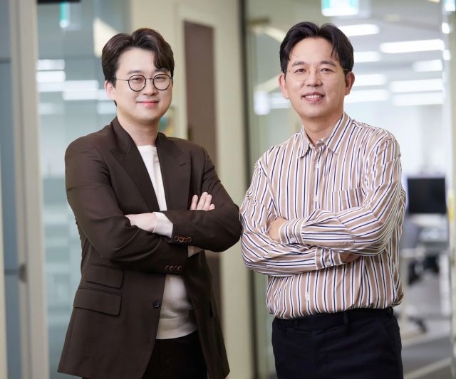 김일두 카카오 각자대표(왼쪽)과 김병학 대표 (사진=카카오)