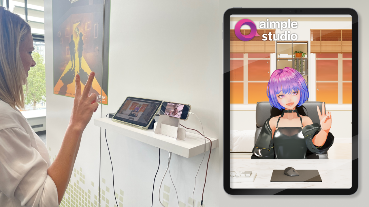 영국 K-콘텐츠엑스포에서 에임플스튜디오를 시연하는 모습 (사진=이모션웨이브)