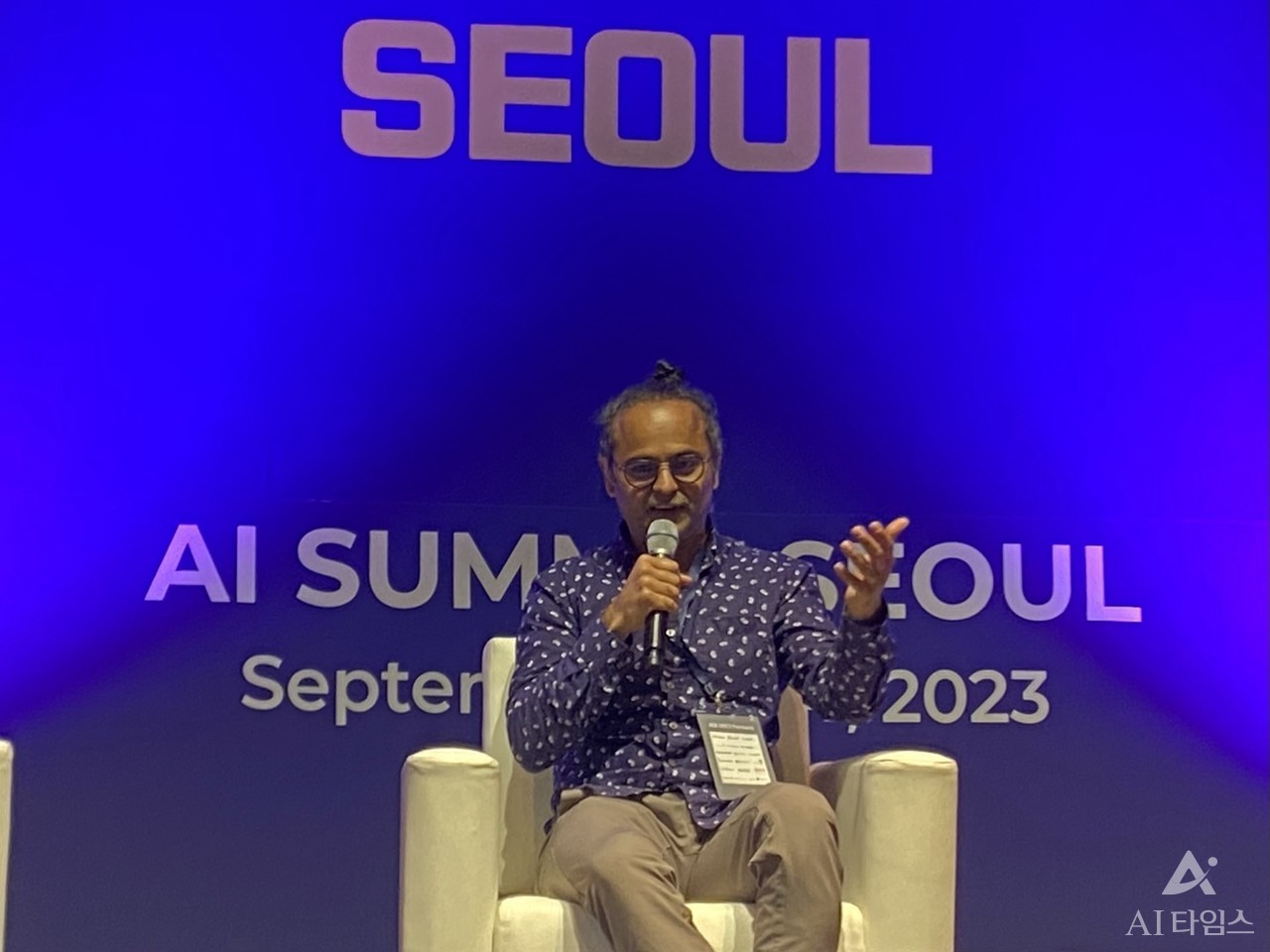 바스와니 박사가 트랜스포머의 탄생 배경을 밝히고 있다.