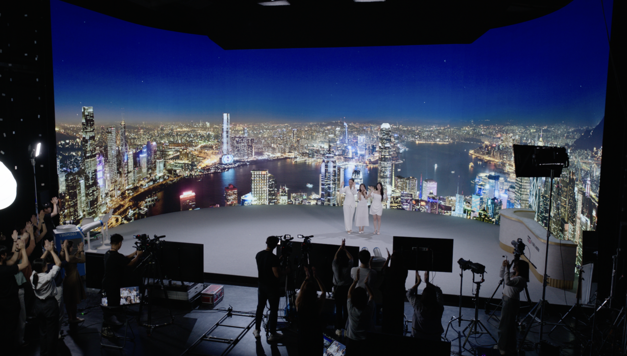 비브스튜디오스 버추얼 스튜디오에서 진행된 신라면세점 버추얼 뷰티클래스 제작 현장 (사진=비브스튜디오스) 