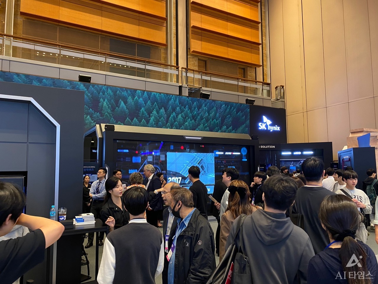 세계 최고 수준 제품을 선보인 SK하이닉스 부스 