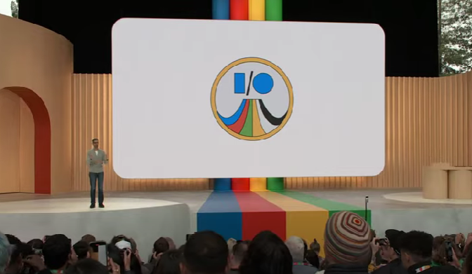 순다르 피차이 구글 CEO가 지난 5월 개발자 회의에서 키노트를 펼치고 있다. (사진=구글)