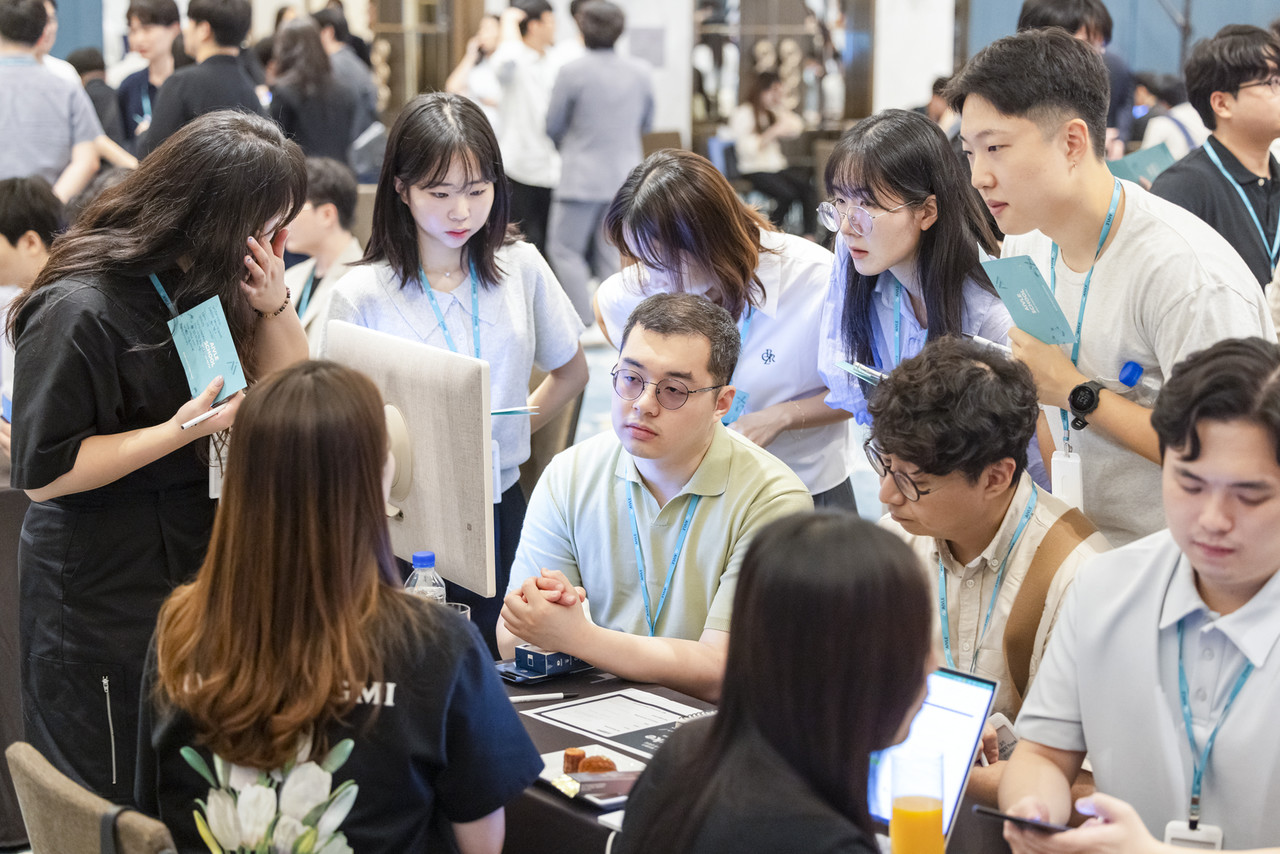 에이블스쿨 4기 교육생들의 교육 프로그램 참여 모습 (사진=KT)