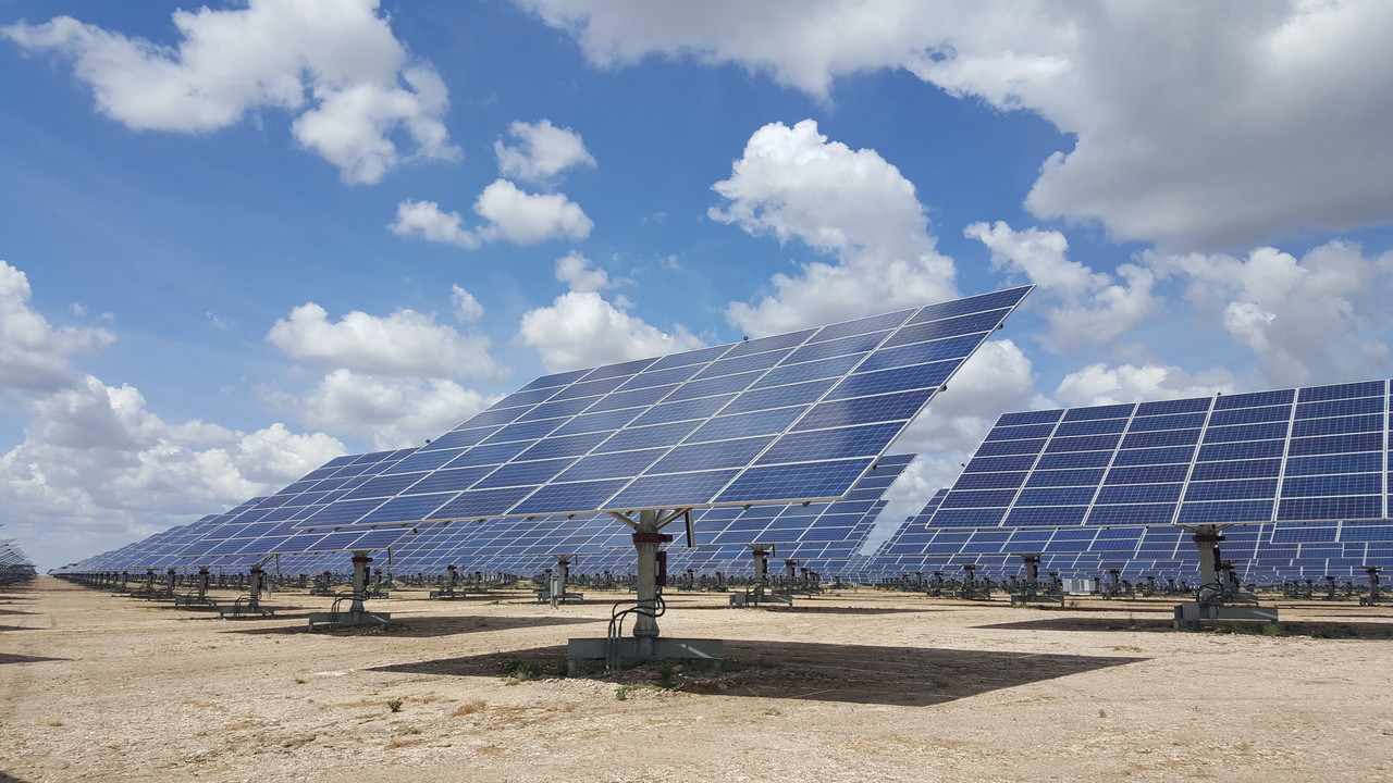 파루의 양축 트래커 시스템 (사진=파루)