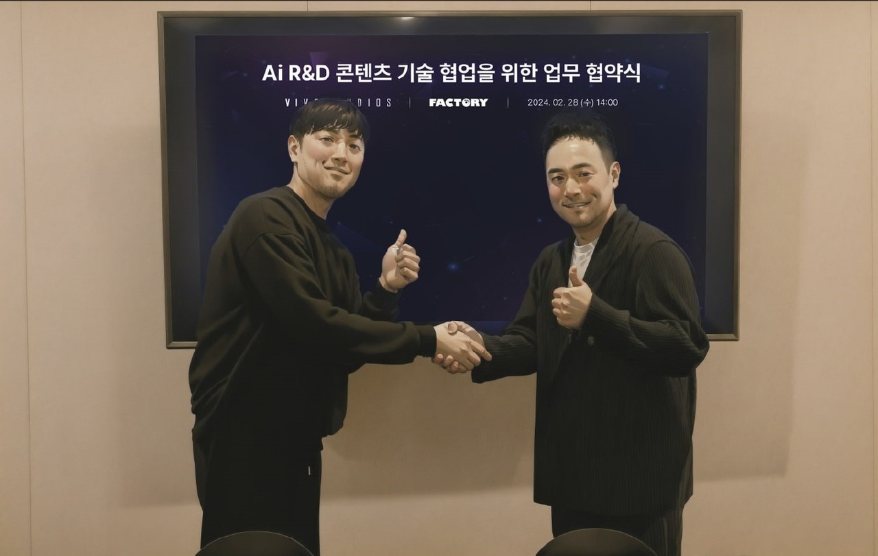 비브스튜디오스의 ‘PLAY ON’ 솔루션을 활용한 AI 카툰 사진 (왼쪽부터)이재일 메타팩토리코퍼레이션 CTO, 지석근 비브스튜디오스 전략마케팅본부이사(사진=비브스튜디오스)