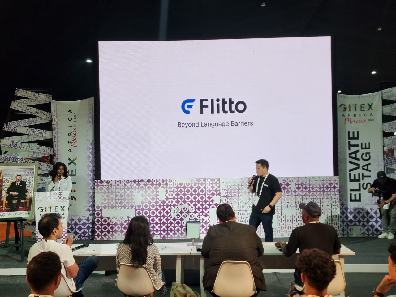 이정수 플리토 대표가 아프리카 자이텍스 혁신기술 경진대회에 참가해 한국어로 발표를 진행하고 있다. (사진=플리토)