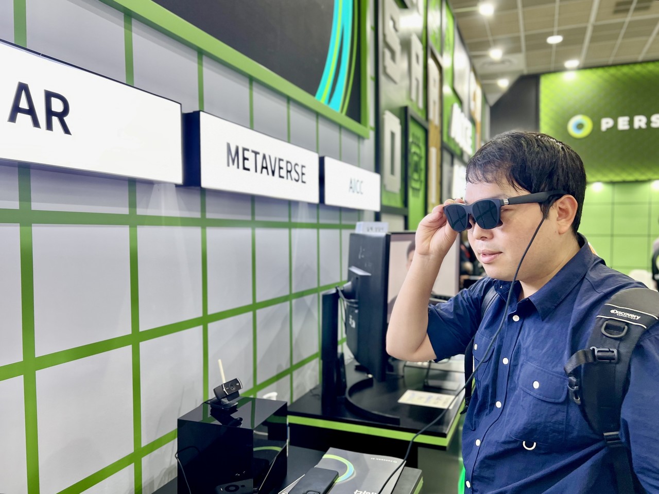 Attendees experiencing Persona AI's AICC at the AI & Big Data Show held in June (Photo = Persona AI)
