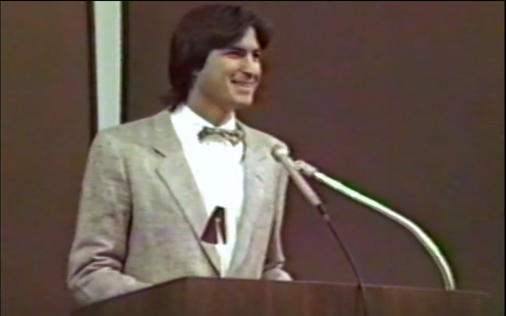 1983년 애스펀 국제 디자인 컨퍼런스에서 강연하는 스티브 잡스 (사진=유튜브 캡처)