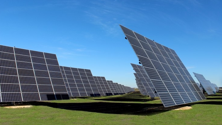 The Alamo Solar Power Plant, located in San Antonio, Texas, is the world's largest tracking solar power plant.