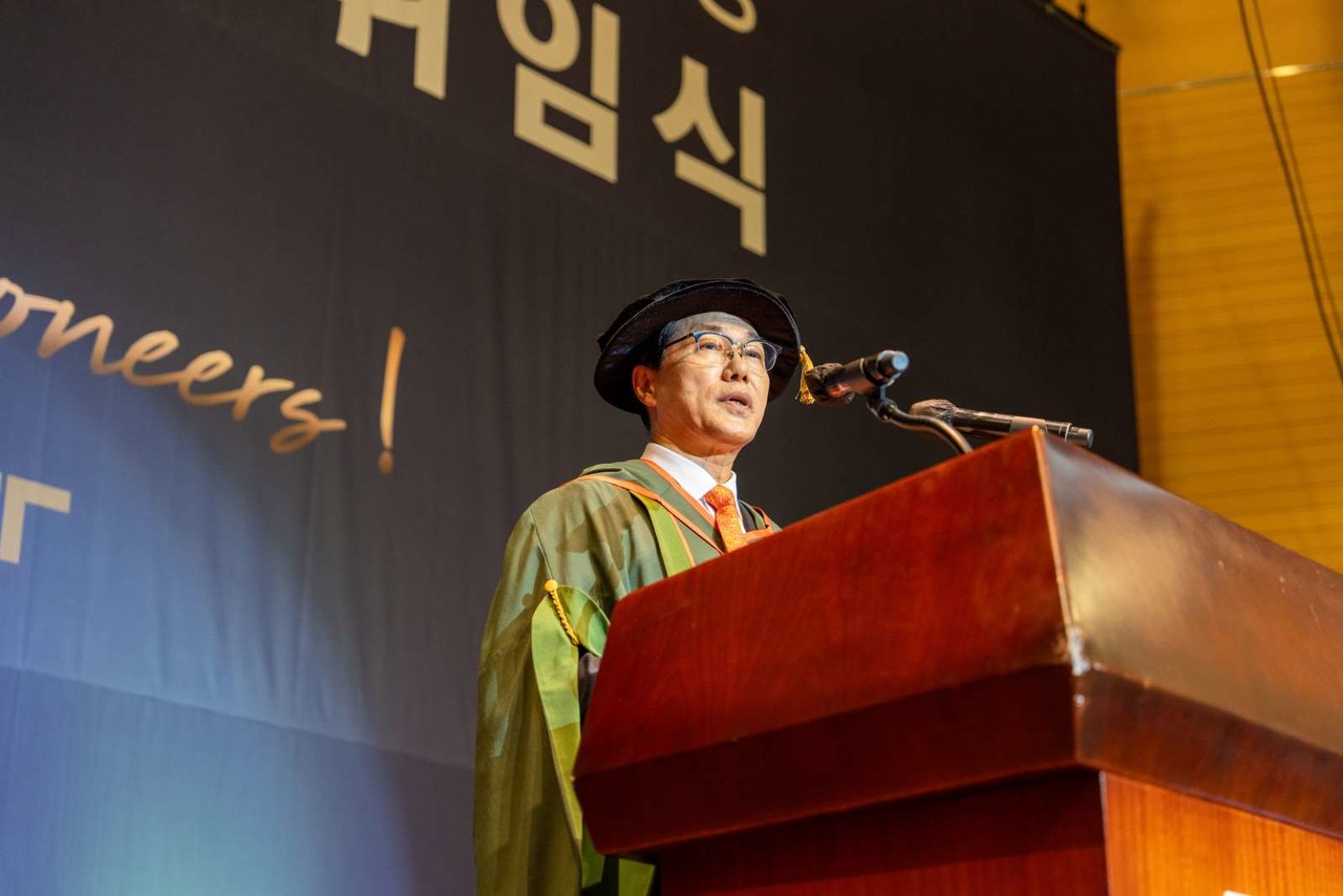 박종래 제5대 UNIST총장이 취임사를 전하고 있다.(사진=UNIST)