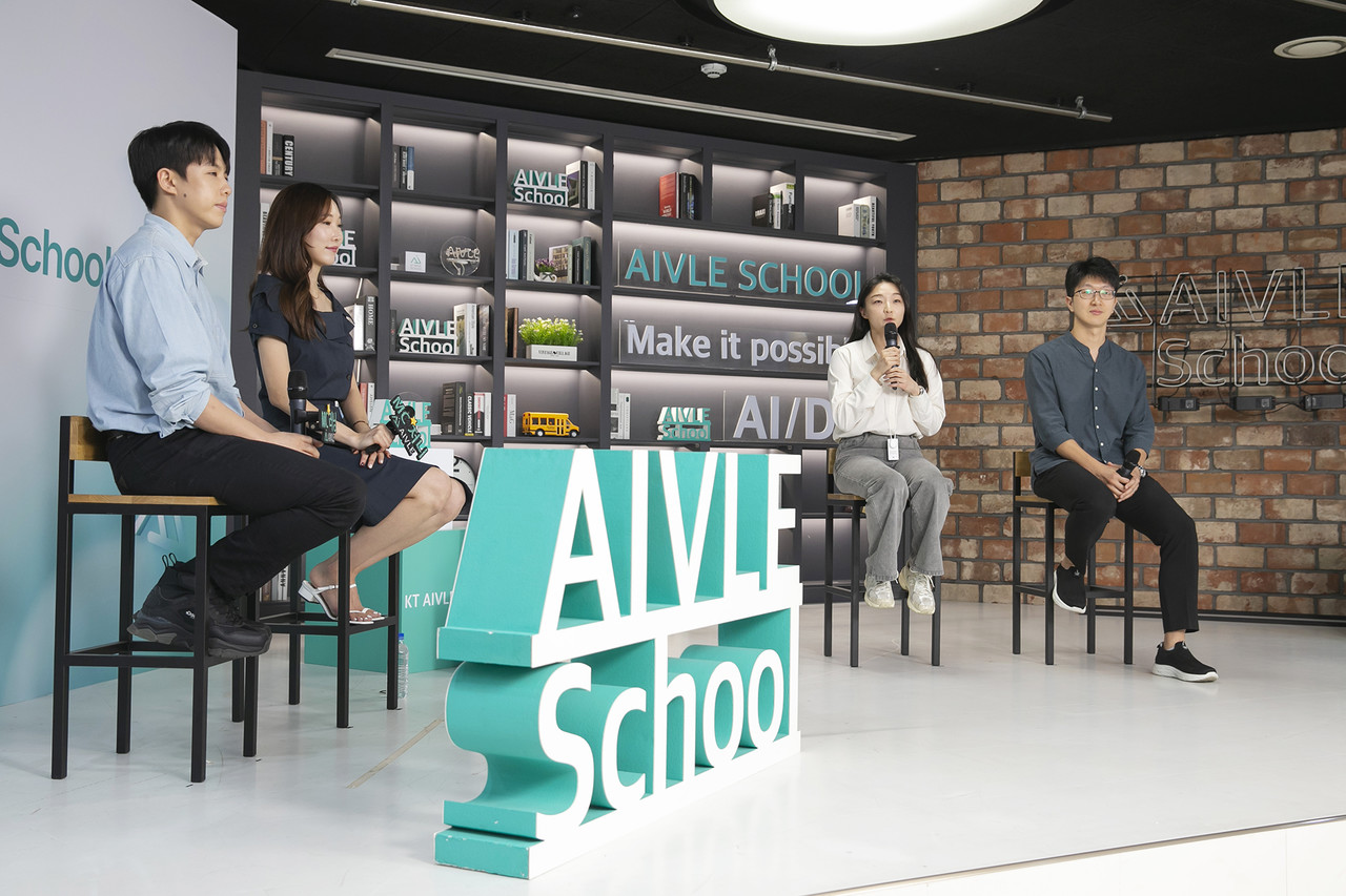  3일 오후 KT 분당사옥에서 진행한 KT 에이블스쿨 6기 입교식 모습 (사진=KT)