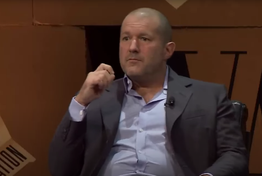 조니 아이브 CEO (사진=유튜브, Startup Archieve 채널 'Jony Ive on what Steve Jobs taught him about focus' 캡처)