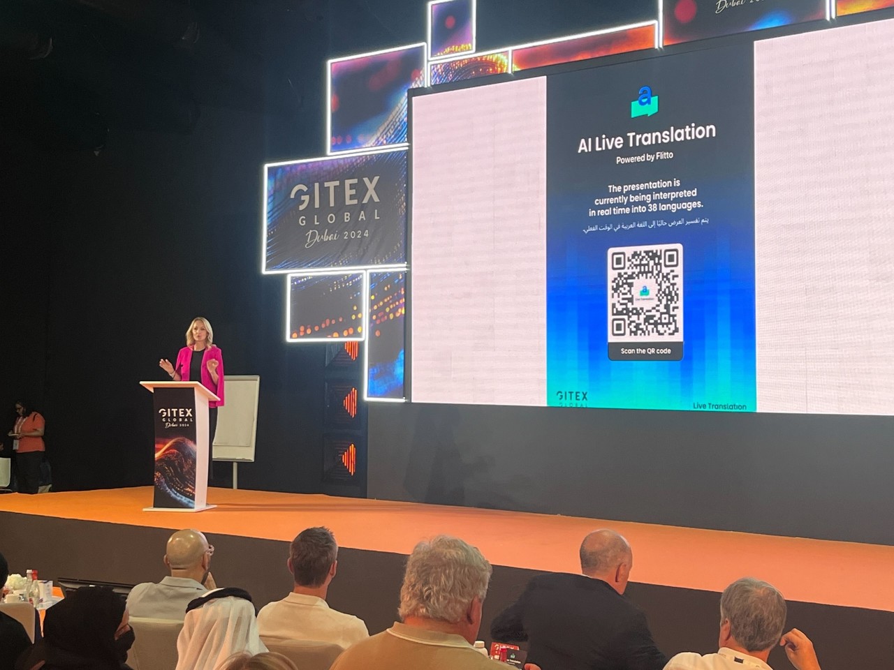 GITEX 오렌지스테이지에서 진행 중인 강연 세션 (사진=플리토)