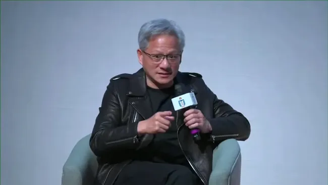 (사진=유튜브, Mint 채널 'NVIDIA's Jensen Huang On How He Wooed His Wife Saying He'll Be CEO By 30, Leaves Students In Splits' 캡처)