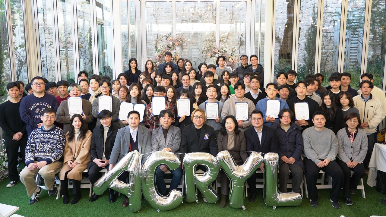 아크릴 시무식 (사진=아크릴)