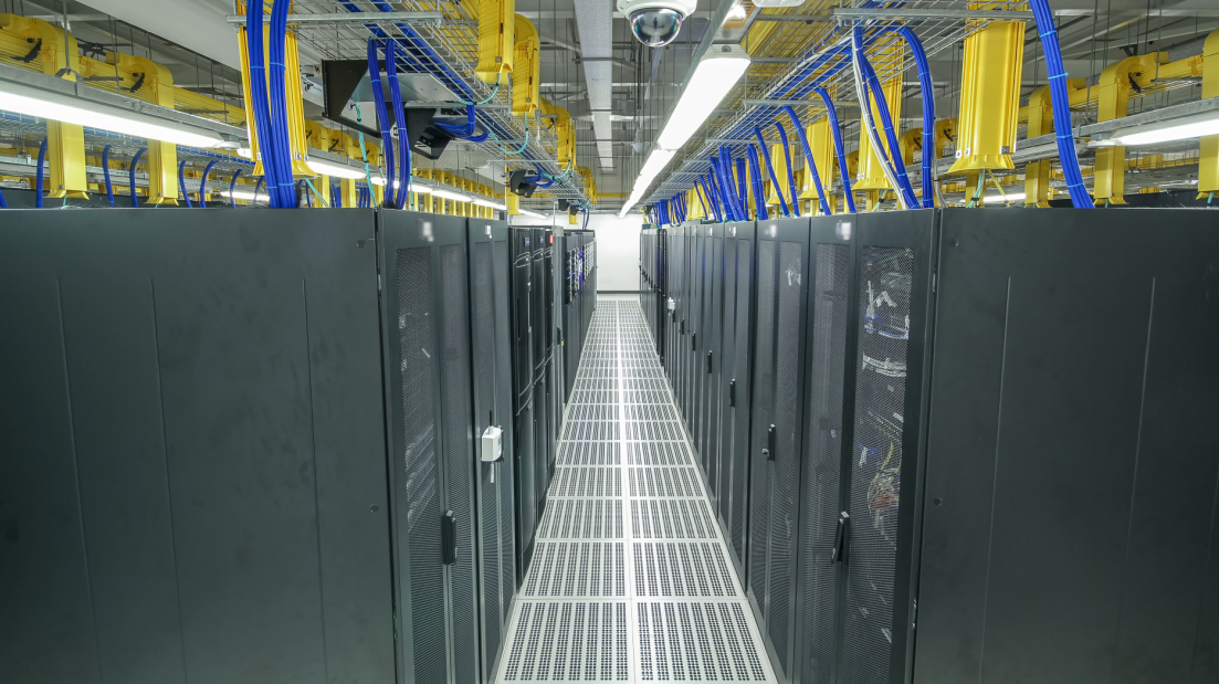 Shutterstock (The reality is that the actual number of employees working within the operation center of the data center is less than expected.)